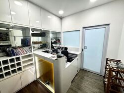 The Midtown (D19), Shop House #532667151